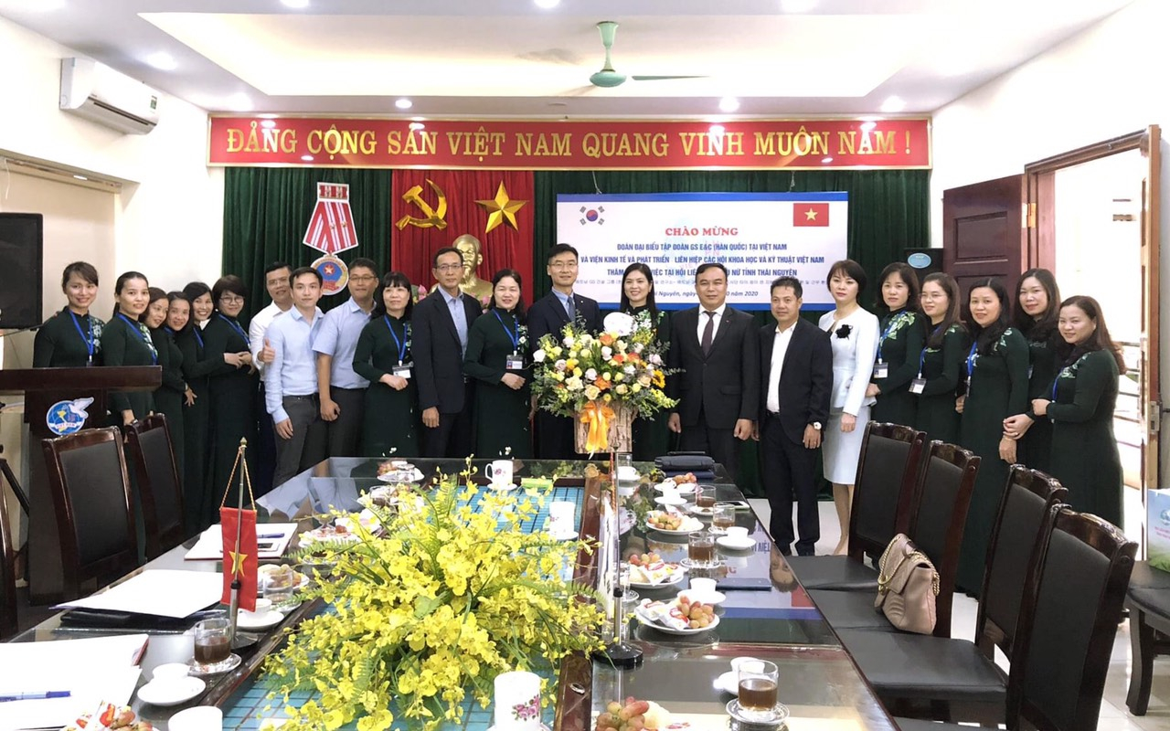 Đoàn công tác Viện Kinh tế và Phát triển, Công ty TNHH MTV Việt Nam GS Industry (VGSI) thăm và làm việc tại Hội Liên hiệp Phụ nữ tỉnh Thái Nguyên và Thị xã Phổ Yên